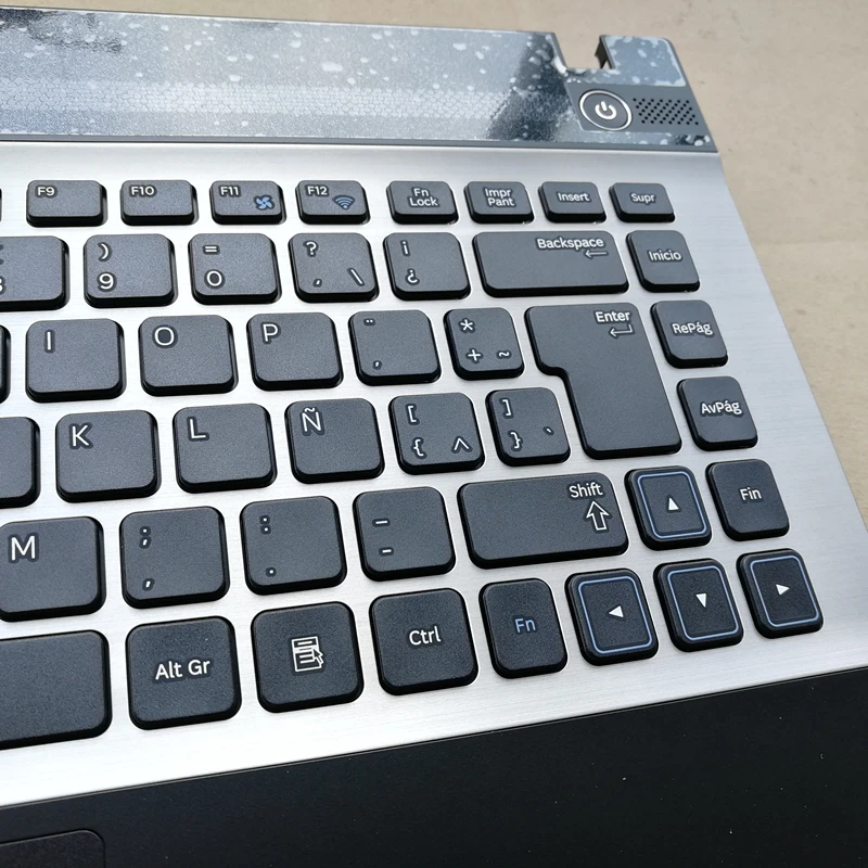 Латинская раскладка новая клавиатура для ноутбука Samsung NP300 14 &quotNP300V4A 305V4A 300V4Z 305V4Z