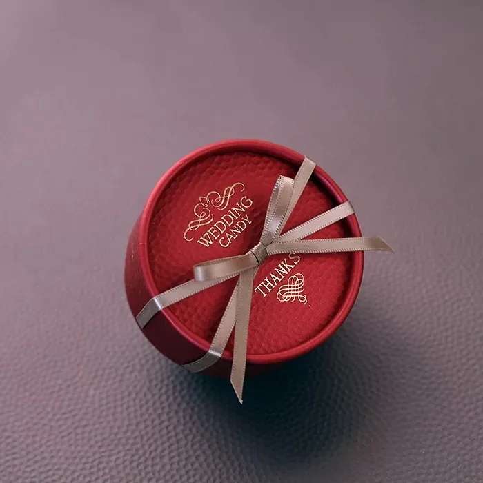 Red Luxury Red Wedding Chocolate Gift Boxes With Gold Ribbon Small Candy Box Favors For Party Guests Souvenir Packaging High Quality - Color: Red