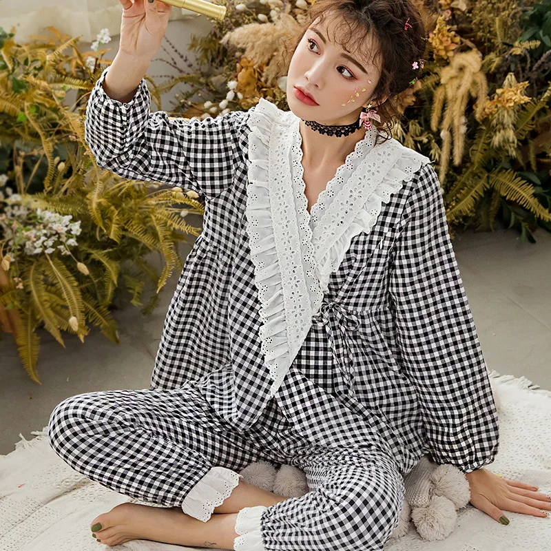 

Summer Plaid Maternity Pajamas Two Piece Suit Nursing Long-Sleeved Jacket +Lace Patchwork Pant Maternity Breastfeeding Clothing