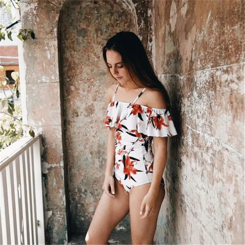 Гофрированный цельный купальник женский сексуальный бандажный с вырезами