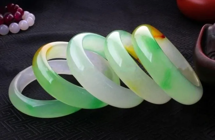 Натуральный красивый изумруд 3 вида цветов зеленый нефритовый браслет подарок