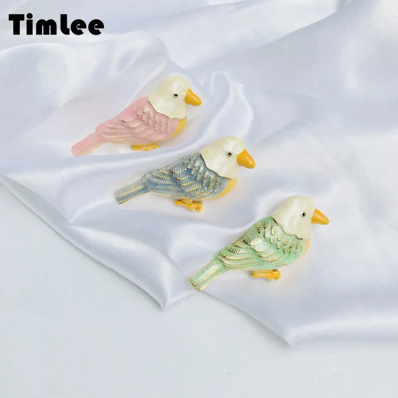 Брошь из металлического сплава с изображением птицы цветной глазури