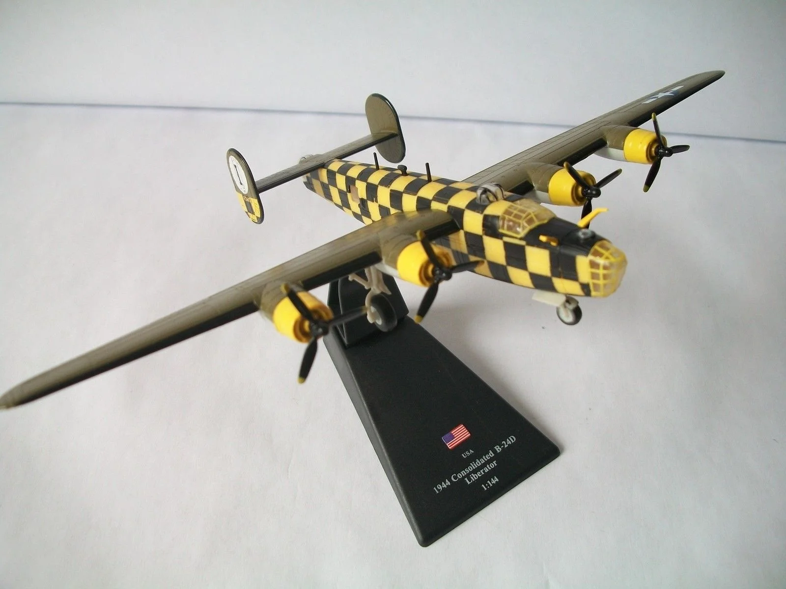1:144 США Amry B 24D &quotThe Liberator Тяжелый бомбардировщик Экономичные модели самолета|airplane