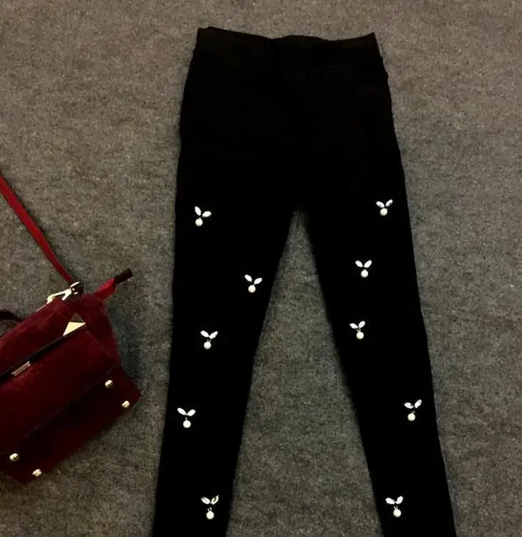 Эластичные облегающие Женские джинсы с заклепками и бусинами черные женские