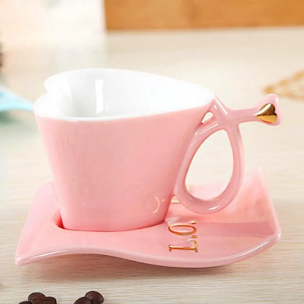 Керамика Кофе кружка форме сердца чашки розовый творческий молока с ложкой День