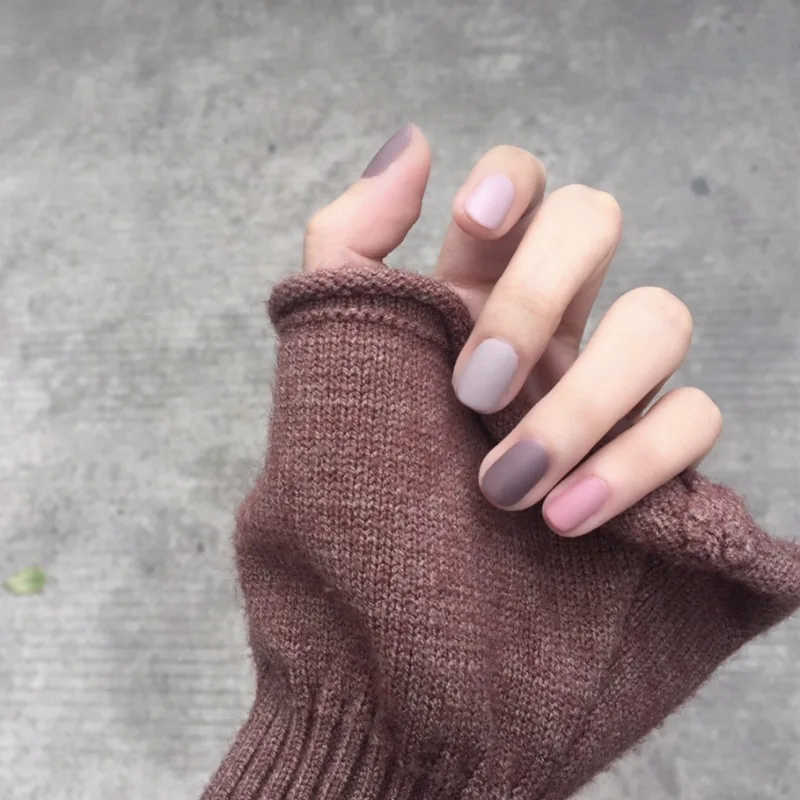 Матовый розовый кофе серый прыжок поддельные ногти с дизайном законченное