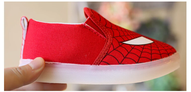 Детские светодиодный свет обувь 2018 Новое поступление детская парусиновая туфля