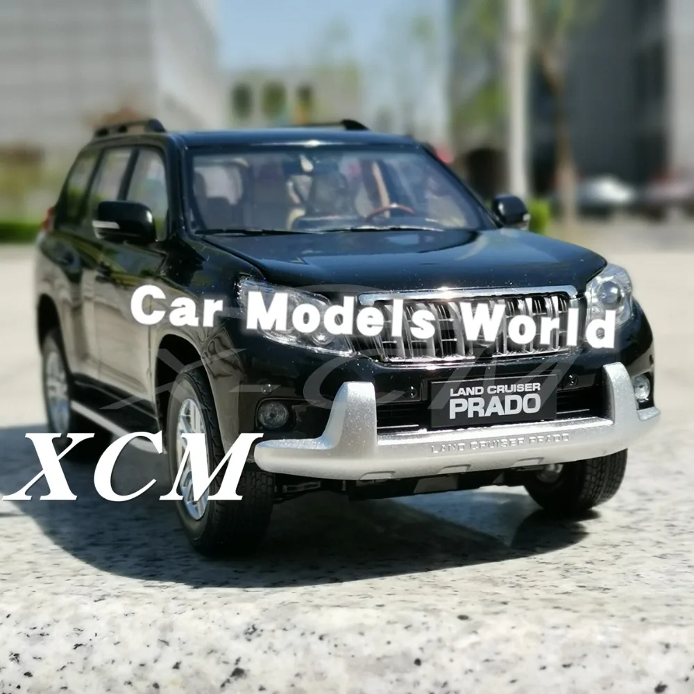 Литая под давлением модель автомобиля для Prado 1:18 (черный) + маленький подарок! |