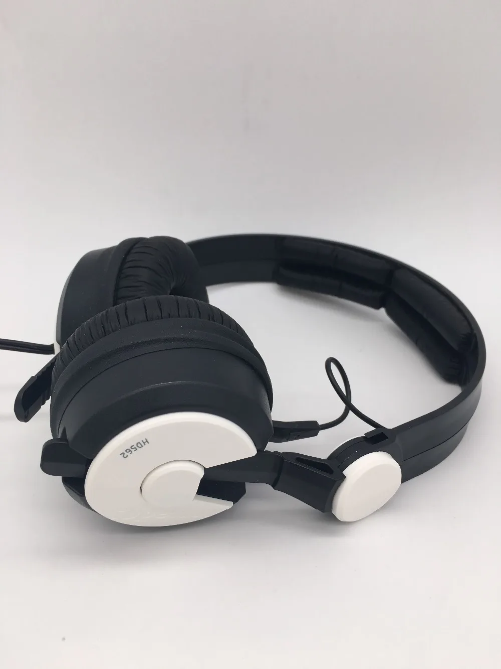 Superlux HD562 полный спектр мониторинга наушников Портативный DJ музыка шумоизоляция закрытого типа гарнитуры развлечения, live, studio