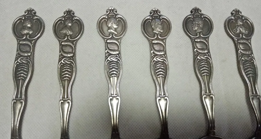 Российские императорские монеты выбираются случайным образом.|spoon| |