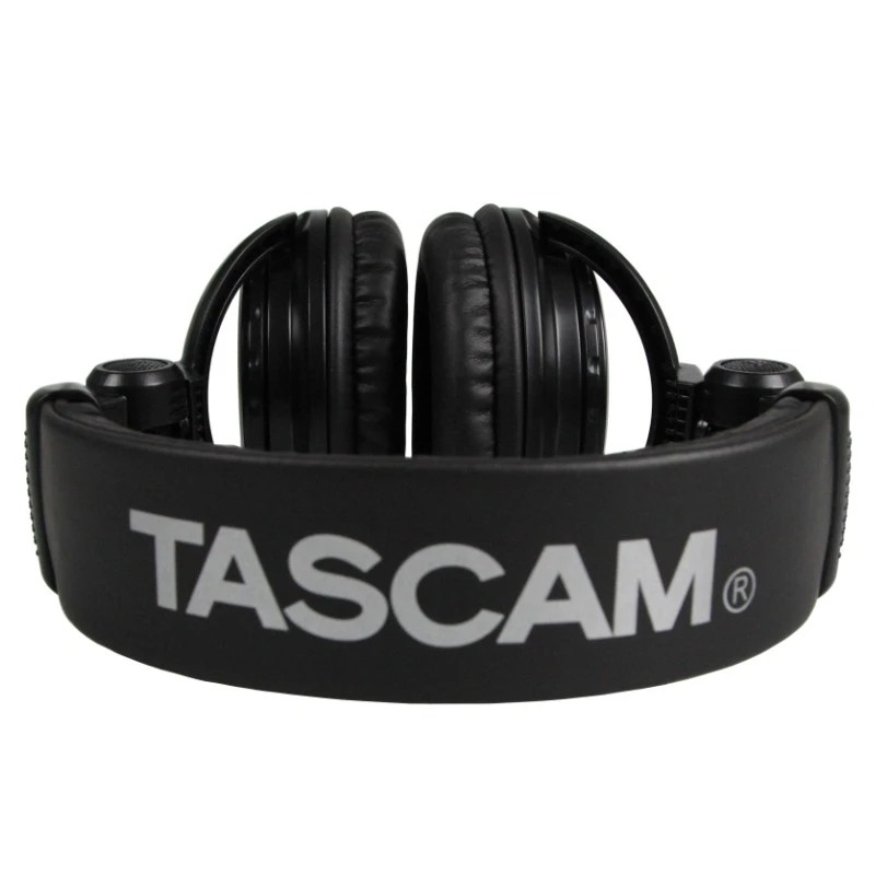 Tascam TH 02 классические туфли с закрытой пяткой и студийные наушники черного цвета