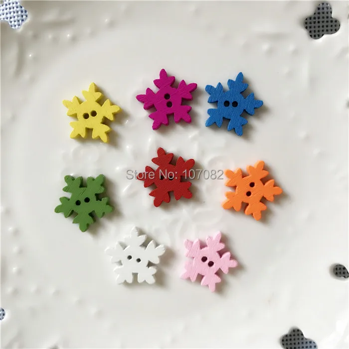 1000 шт. 18 мм Разноцветные деревянные кнопки в форме снежинок 2 отверстия