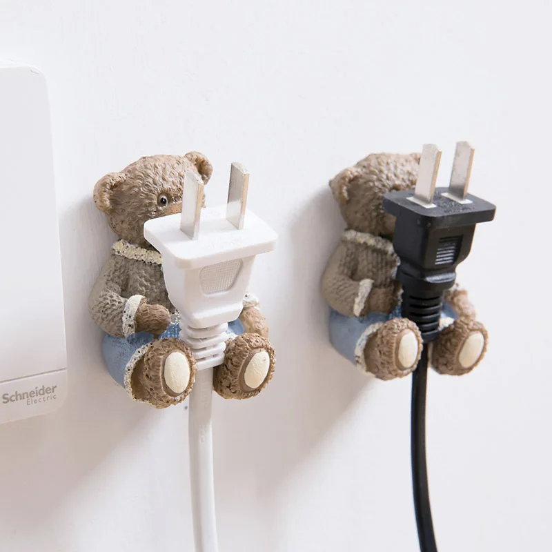 1Pc Resin Creative Bear Girl Strong Sticky Hooks Home Electrical Appliances Power Cord Cable Plug Holder Storage Racks Organizer | Дом и сад