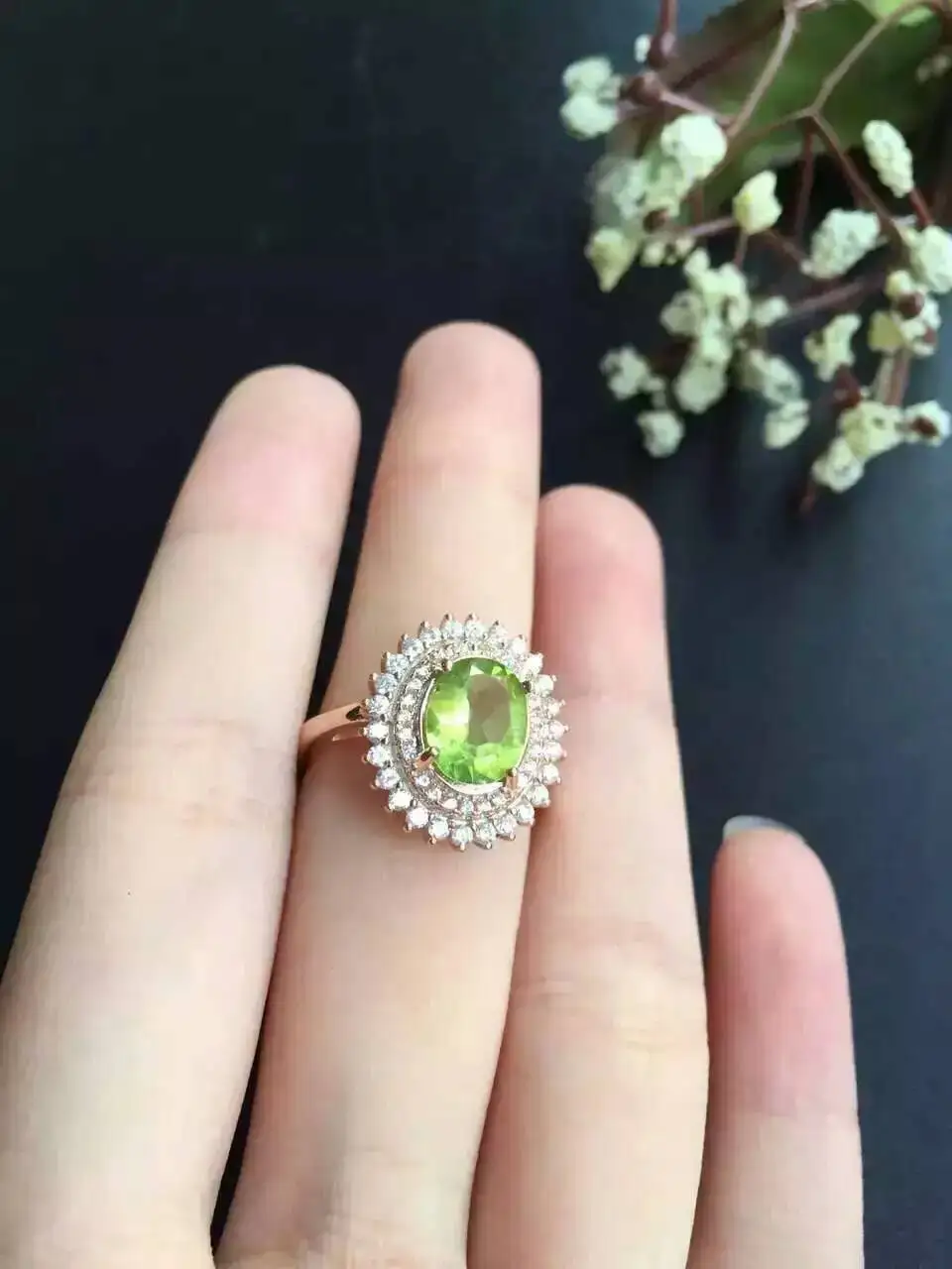 Женское кольцо из перидота серебра s925 пробы 8*10 мм|fine jewelry|gemstone jewelryring peridot |