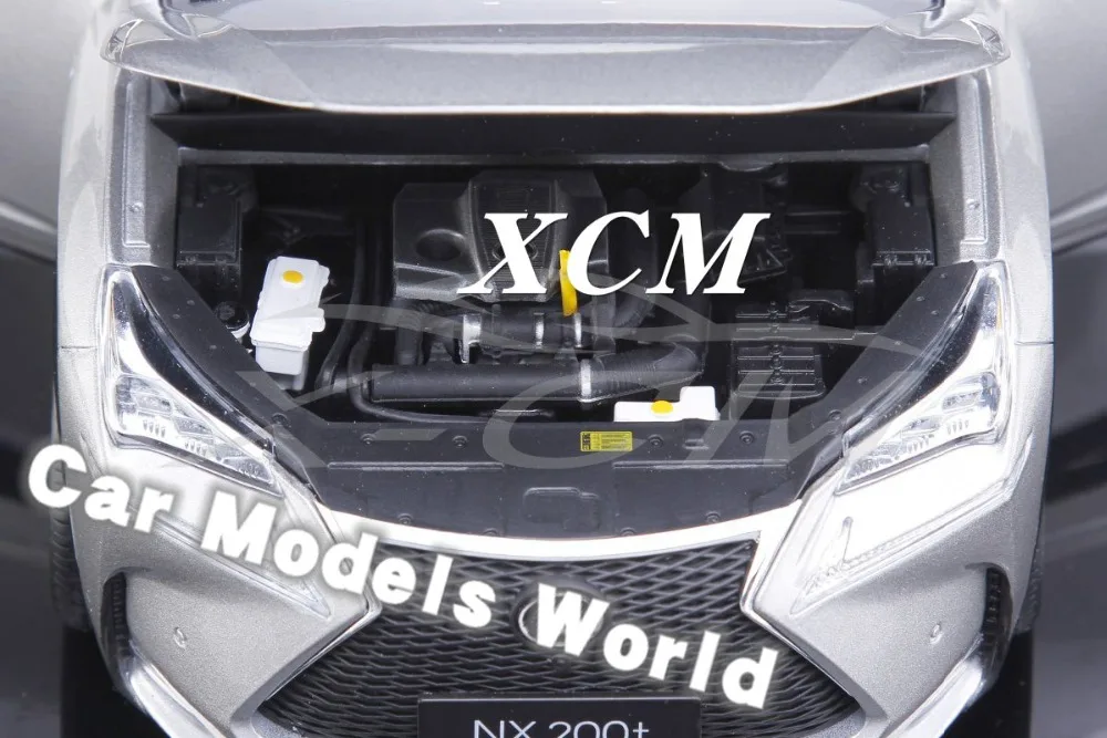 Литая под давлением модель автомобиля для NX200t NX 200T 1:18 (Sonic Titanium) + маленький