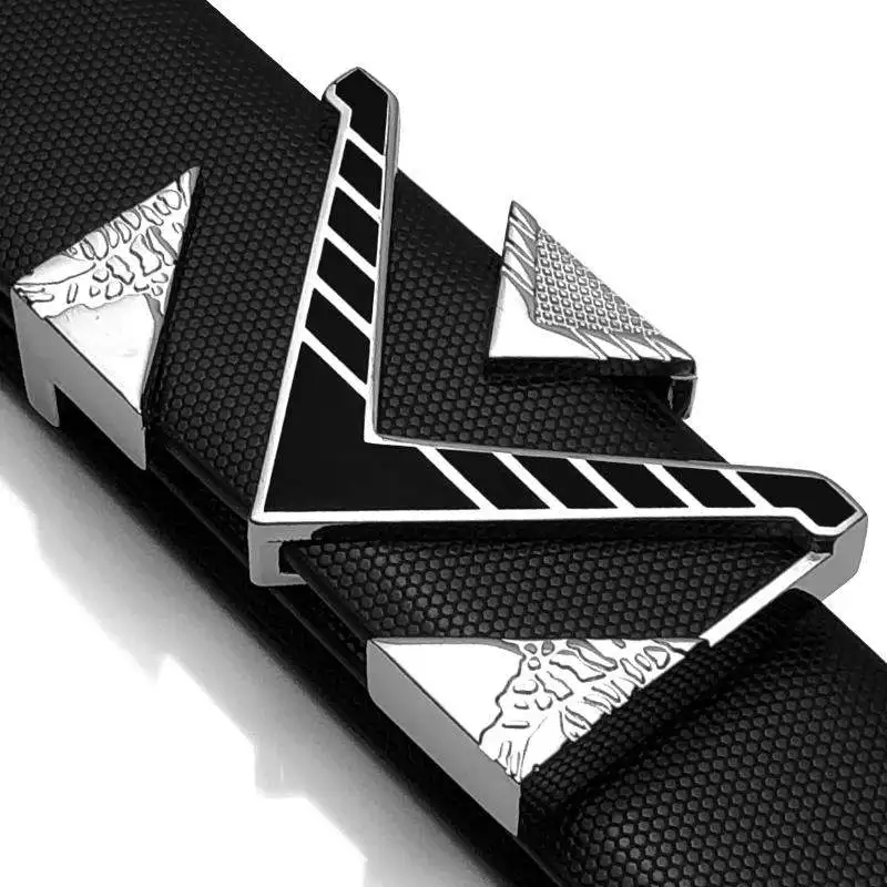 Мужской ремень с гладкой пряжкой черный из натуральной коровьей кожи