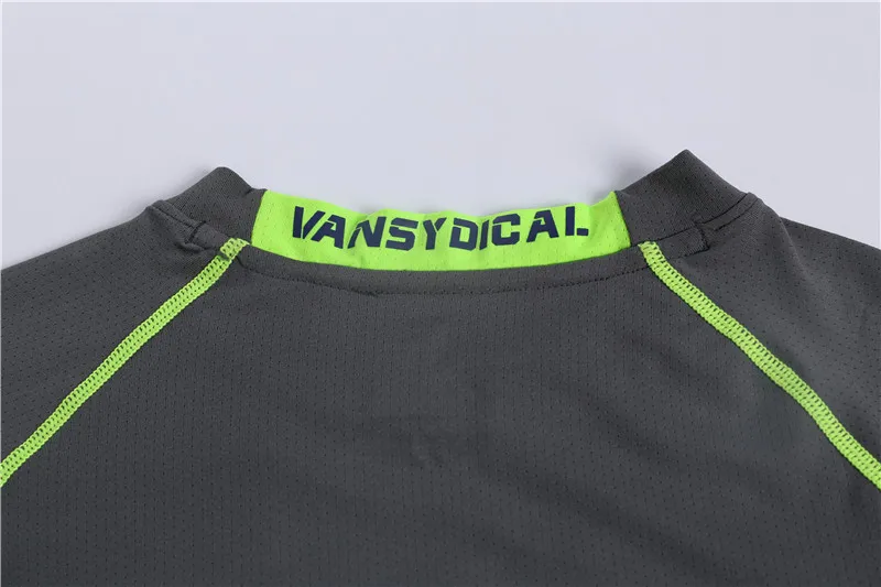 

2016 Summer New Arrival Men Compression Shirt Base Layer Under Tops Quick Dry Spandex Running T-shirt