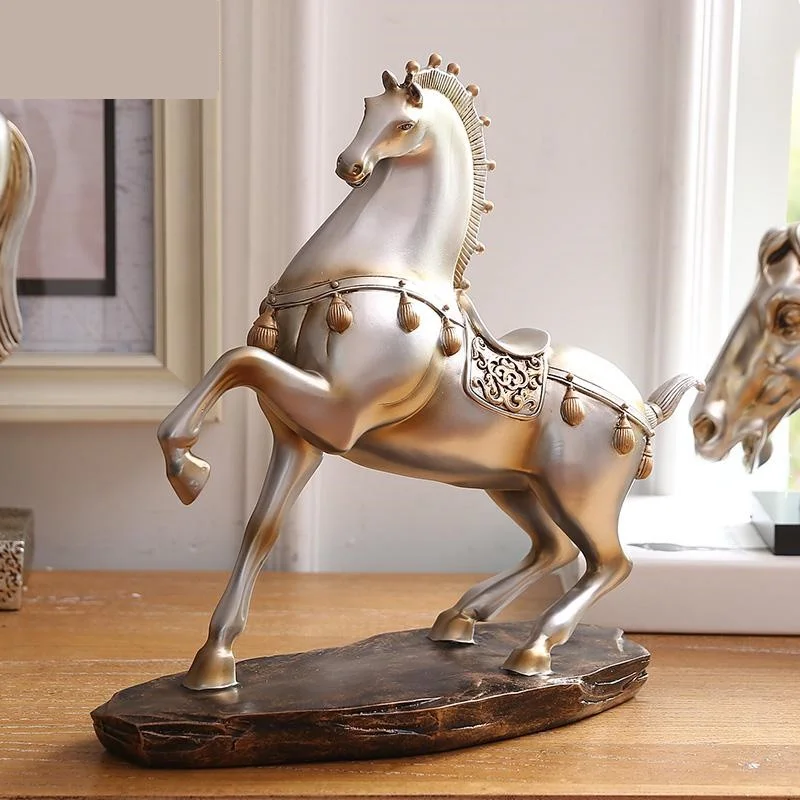 Античная модель военной лошади скульптура ручной работы статуя из искусственной