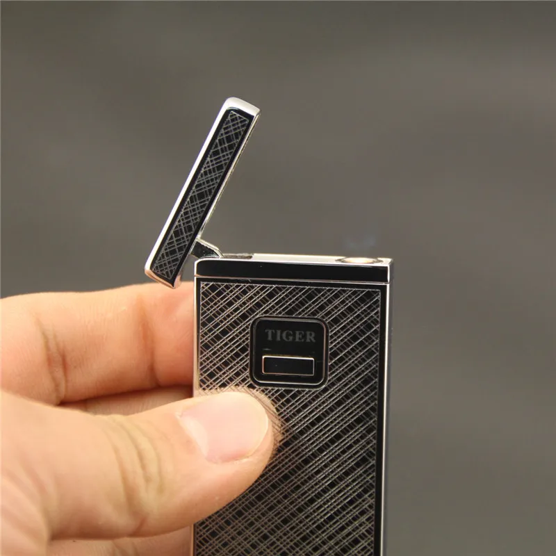 Тигровая ультратонкая металлическая подарочная ветрозащитная зажигалка