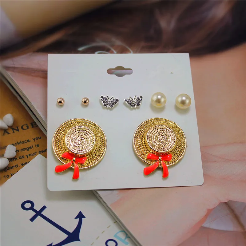 Женская соломенная шляпа ENZEfashion золотистая круглая с имитацией жемчуга