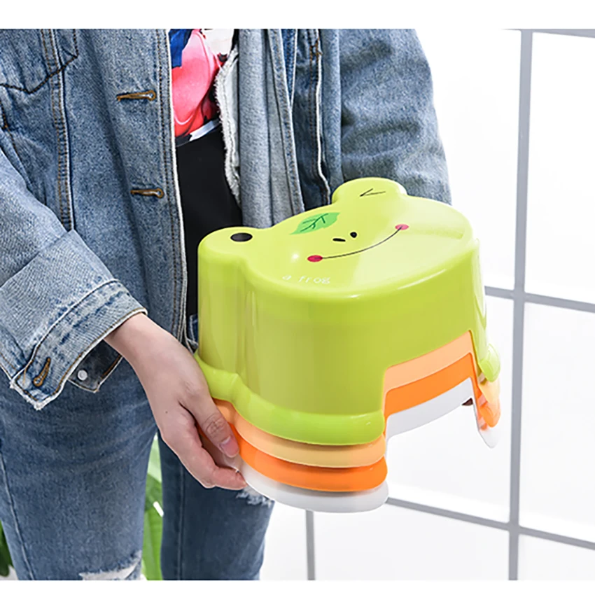 Cartoon Living Room Thicken Plastic Stool Bathroom Anti-Slip Bench Animal Pattern Small Step Children's | Мебель