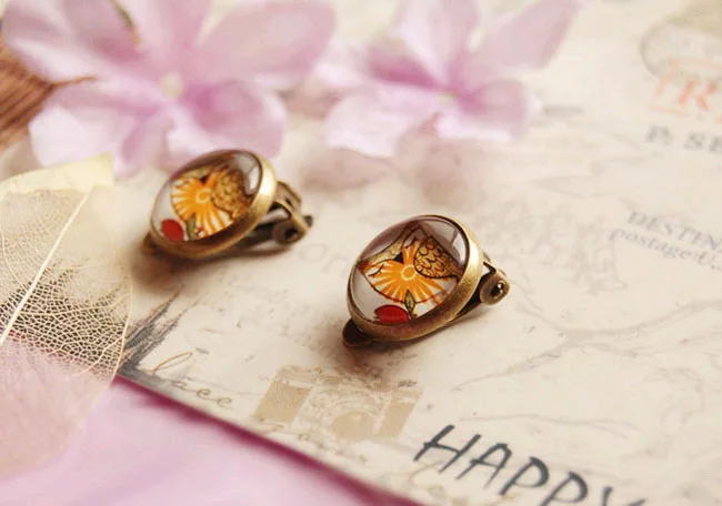 Футболка с изображением персонажей видеоигр желтый заколка в виде совы на серьги