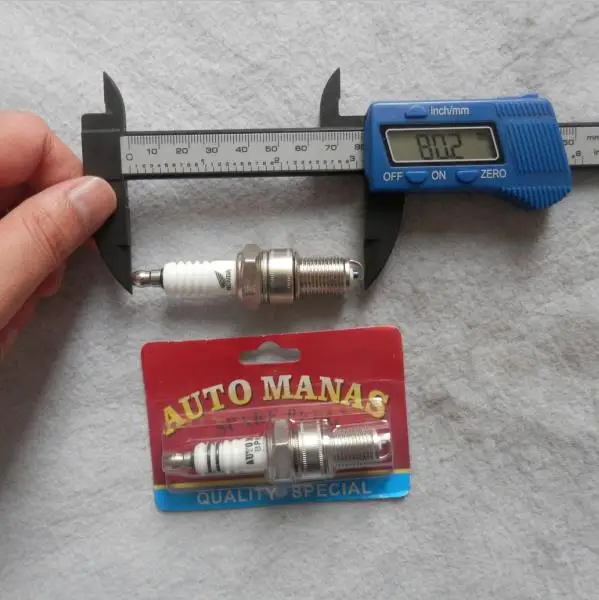 Свеча зажигания BP6ES для HONDA GX110 GX120 GX140 GX160 GX340 GX390 AX100 мотоцикл TR250 R/C 2 кВт 5 7