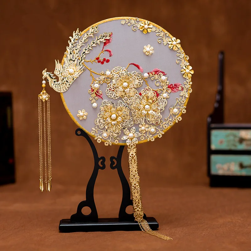 JaneVini Luxury Chinese Bridal Fan Bouquets Pearls Gold Phoenix Handmade Wedding Flowers Metal Round Hand Fan Brides Accessories