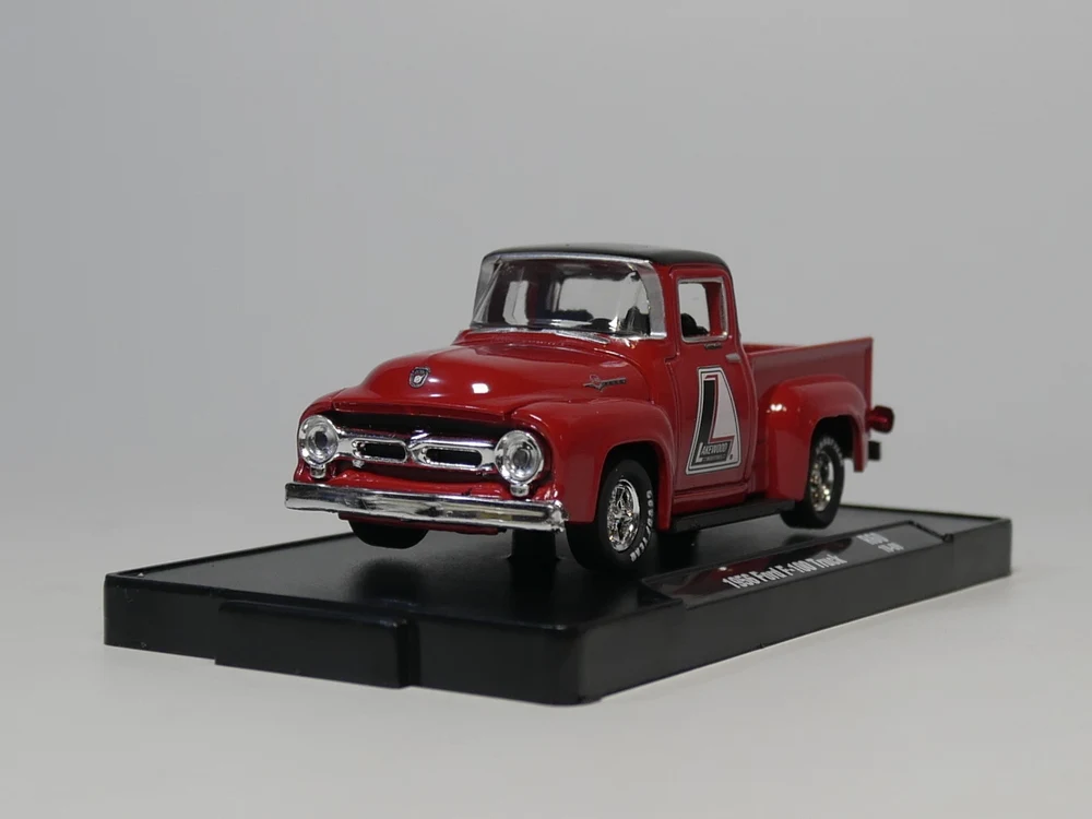 M2 1: 64 1956 Ford F-100 грузовик красный сплав игрушечный автомобиль игрушки для детей литая модель автомобиля подарок на день рождения