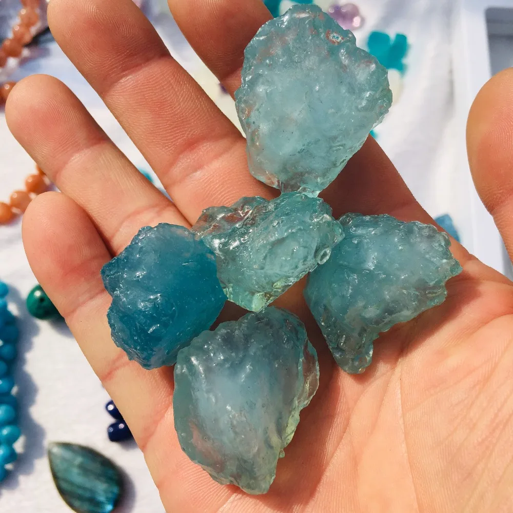 Natural rough run and mineral reiki treat crystal sea blue gem original specimen making jewelry 1pc | Дом и сад