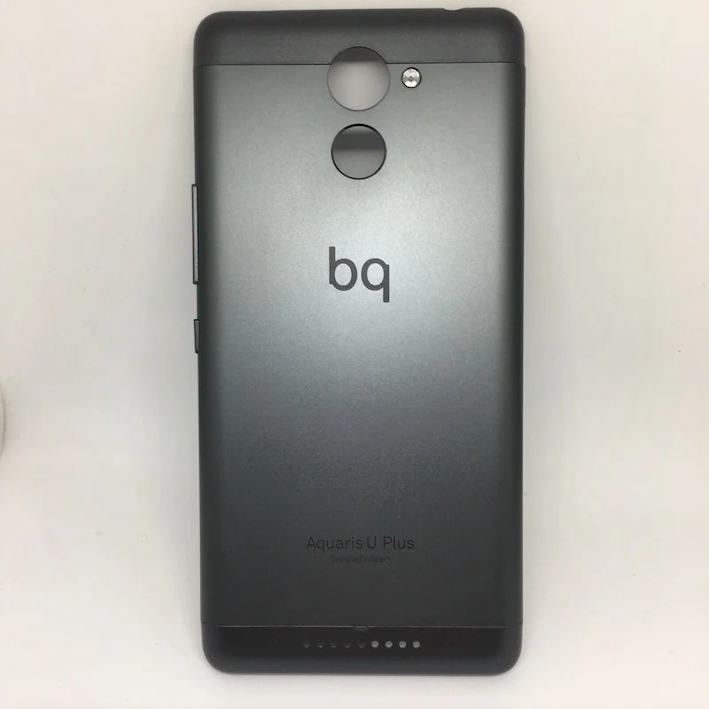 Мобильный телефон Черная задняя крышка для батарейного отсека BQ U plus | Мобильные