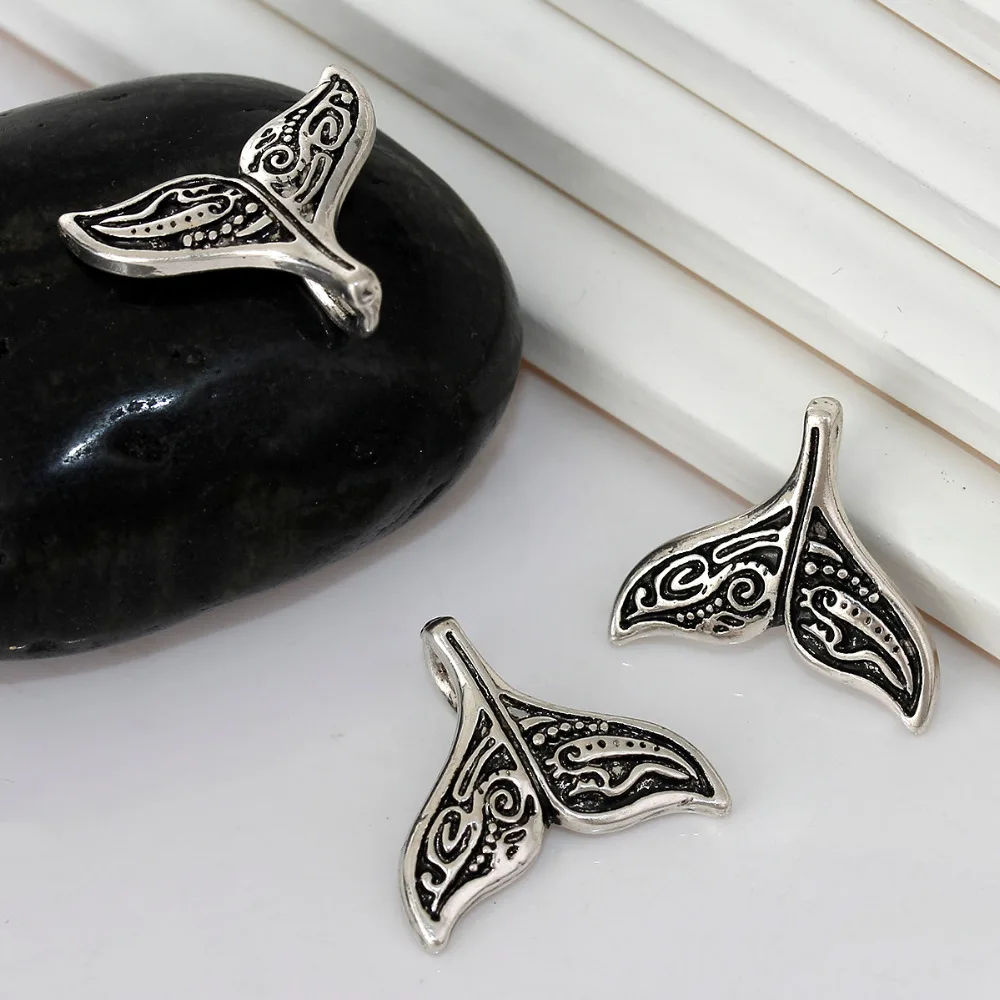 DoreenBeads Подвески серебряного цвета на основе сплава цинка с узором хвоста Кита DIY