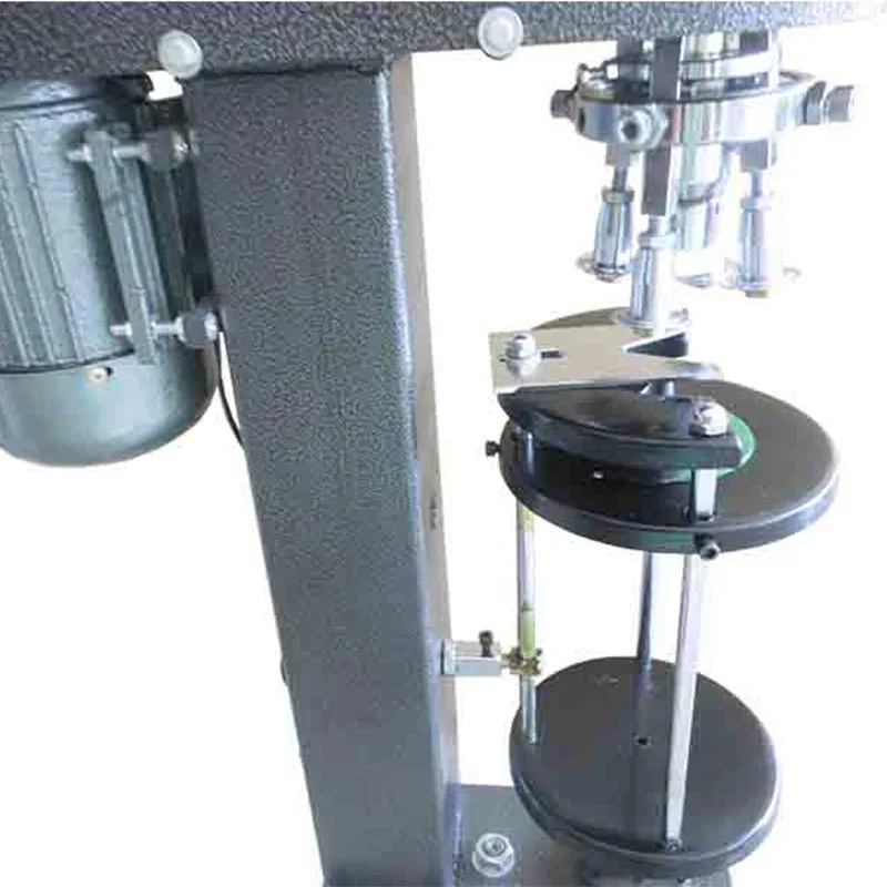 Машина для закрытия металлических алюминиевых крышек полуавтоматическая машина