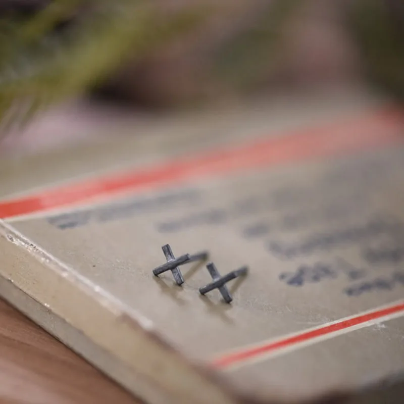 1 пара новые винтажные черные серьги окислительного цвета Простые