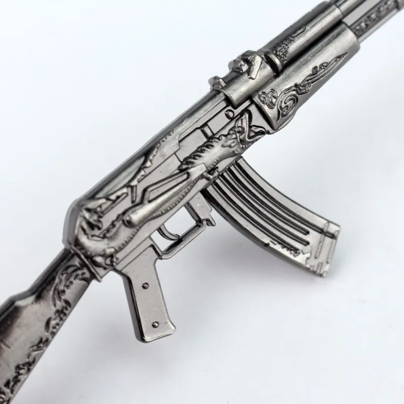 Лидер продаж AK47 серый цвет с красноватым отливом брелок модные CF крест огнестрельное оружие Брелок человек из мультфильма «Время приключений» автомобильный брелок для ключей кольцо ювелирные изделия подарок мужчине