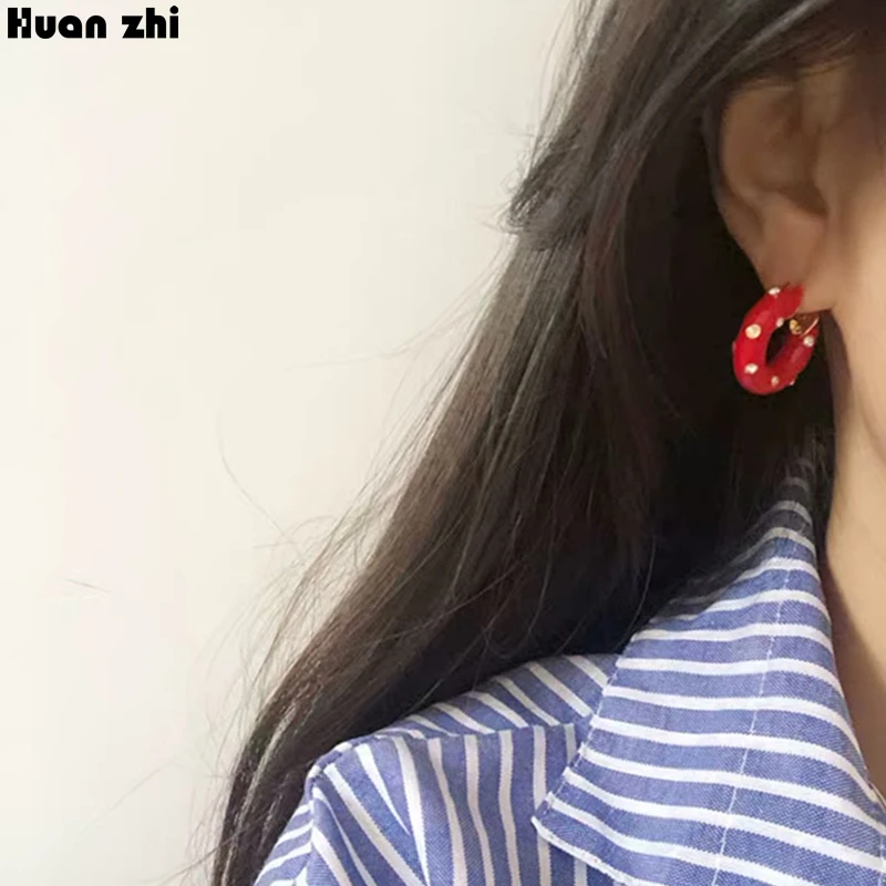 Женские сережки гвоздики HUANZHI вечерние красного цвета с эмалью и кристаллами