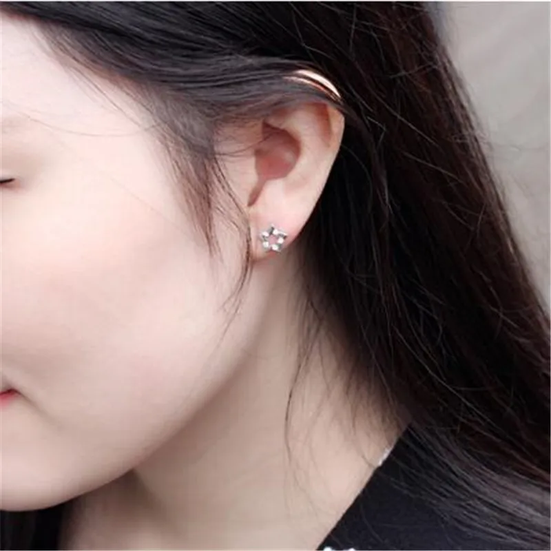 

New Arrival Temperament 925 Sterling Silver Fashion Jewelry Fresh Crystal Hollow Five-pointed Star Cute Stud Earrings E413
