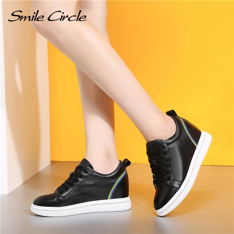 Женские кроссовки Smile Circle осенние на танкетке из натуральной кожи шнурках