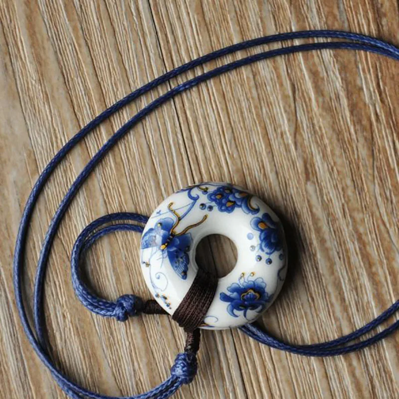 Подвеска в виде цветка Очаровательное ожерелье Бабочка керамический камень