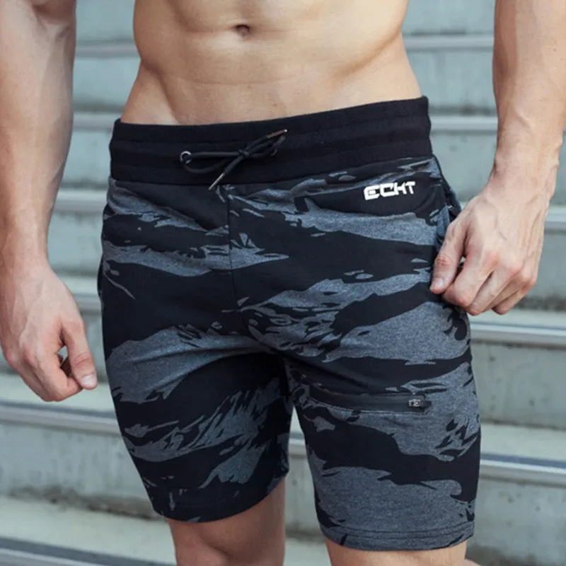 Camouflage gray Мужские спортивные шорты для фитнеса, бодибилдинга, хлопковые шорты, новинка, повседневные модные короткие штаны для мальчиков, Мужские штаны для бега, тренировки, обтягивающие Брендовые спортивные штаны - Цвет: Camouflage gray