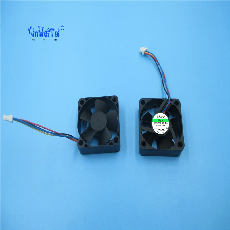 ag03005hx105b00 pwm