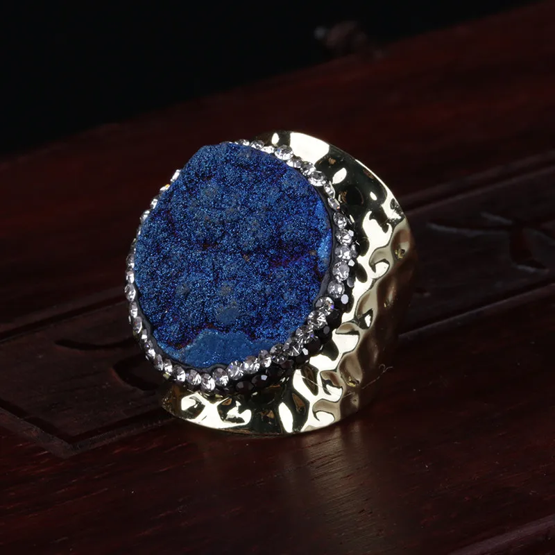 Gold Blue Шероховатый сырой каплевидной друзы камень бусина Шарм проложить кристалл большой широкий обертывание чеканка Регулируемый Золотое Открытое кольцо манжета для женщин и мужчин ювелирные изделия - Цвет основного камня: Gold Blue