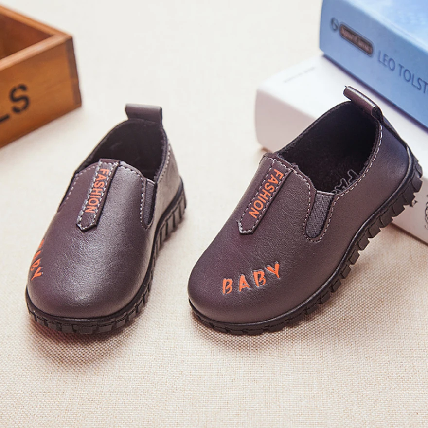 New Designer Girls Shoes Kids 2017 Autumn Casual Sneakers Children Red Black Retro Baby Soft Toddler Boy Leather Flat Shoe |