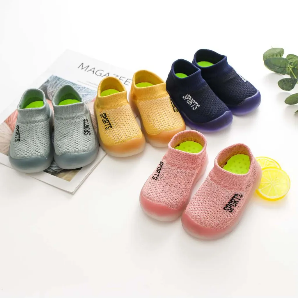 SAGACE Kids/Повседневная трикотажная дышащая Спортивная обувь для мальчиков и девочек; повседневная обувь на плоской подошве без шнуровки для бега