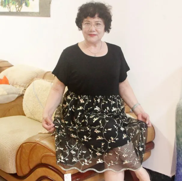 Женское Сетчатое платье с вышивкой повседневное длинное о вырезом и эластичной