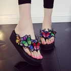 обувь 2020 женская туфли Летние сандалии; женская обувь; шлепанцы для ванной на платформе; пляжные шлепанцы на танкетке; шлепанцы на высоком каблуке для женщин; большие размеры 42; богемные