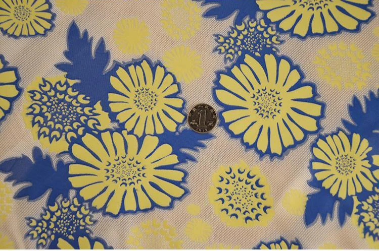 145cm width Top Quality Chrysanthemum Metallic Jacquard Brocade Fabric 3D jacquard yarn dyed fabric for summer fashion dress | Дом и сад