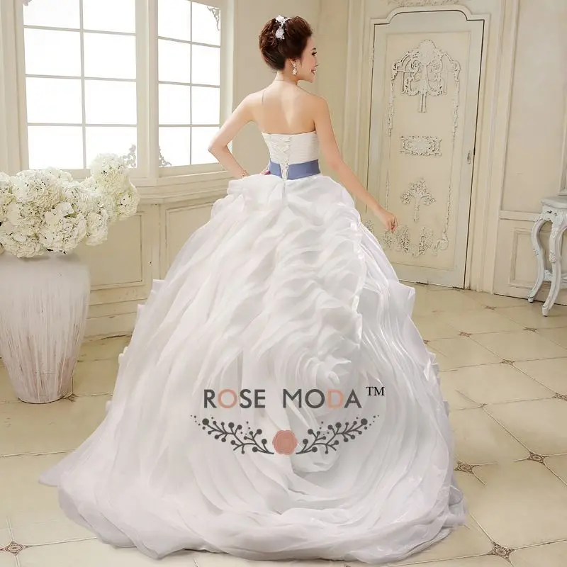 Свадебное платье из органзы с объемными оборками и поясом на спине|dress clip|dresses gowns