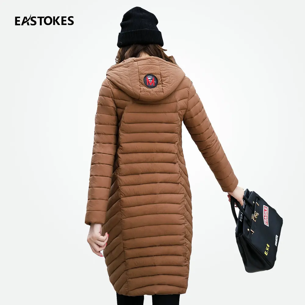 Фото Women Hooded Coat With Split Hem Winter Long Light-Weight Jacket Badge Female Outerwears Parkas Женская одежда Women Hooded Coat With Split Hem Winter Long Light-Weight Jacket Badge Female Outerwears Parkas Женская одежда