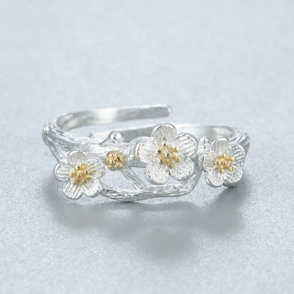 Кольцо женское матовое с золотистыми тычинками свободного размера|rings for women|ring